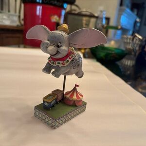 Enesco Gray and Pink Decor Dumbo Accents